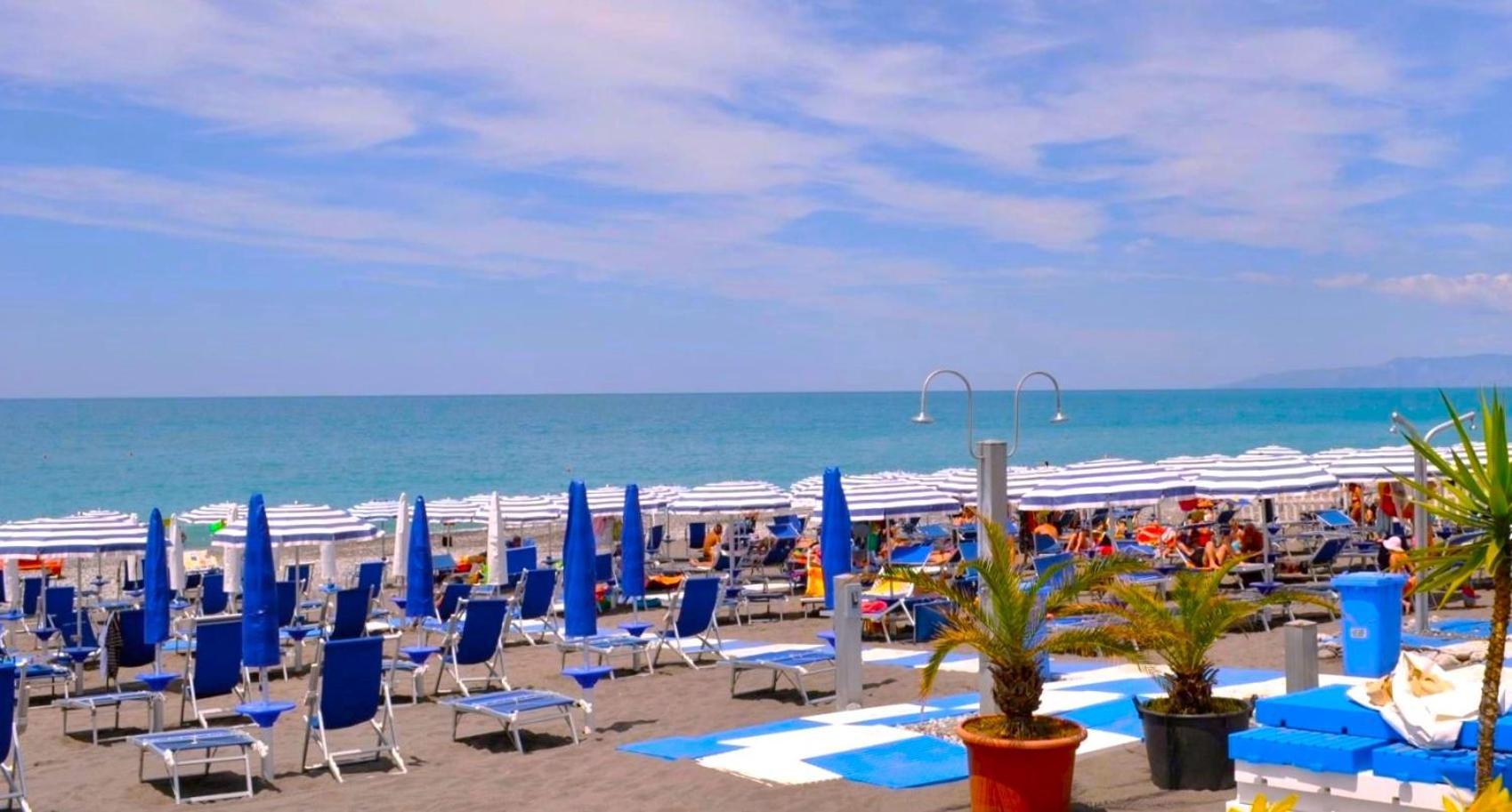 Sporting Club Resort Praia a Mare Exterior foto